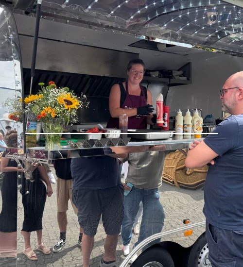 Neuer Food Truck für Caterings in Köln, Bonn, Aachen: Rolling Bites Events
